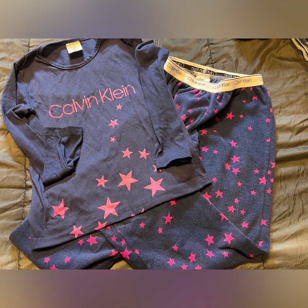 Calvin Klein girls pajama set